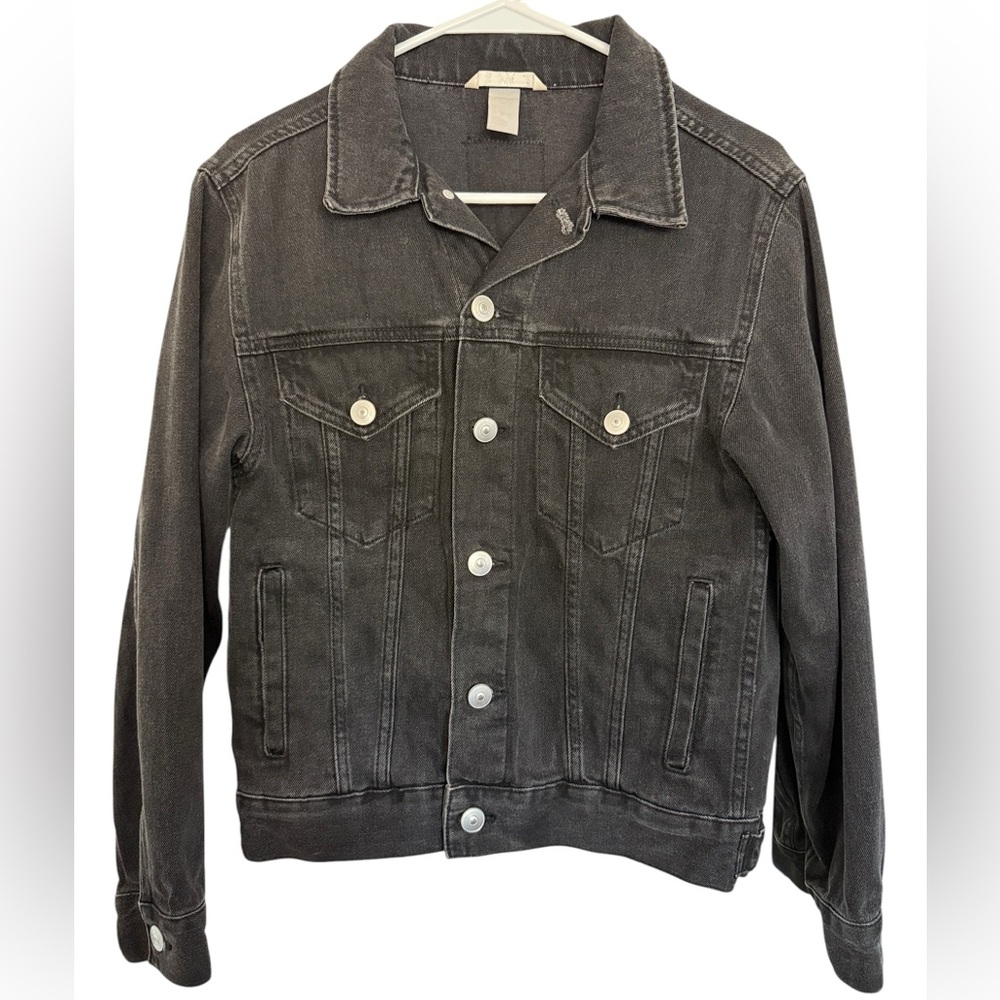 Women’s Washed Black Denim Jacket - Classic Truckers Style